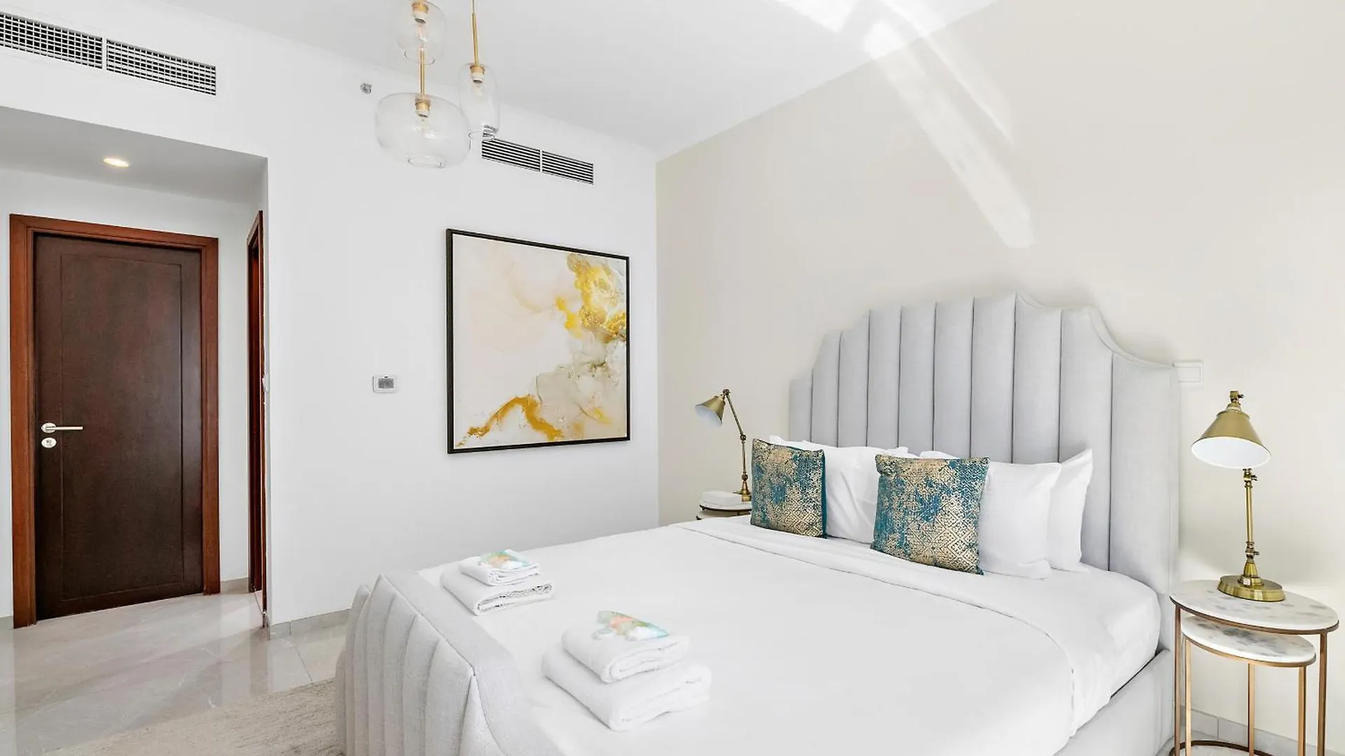 Sophisticated 2Bdr-Burj Khalifa & Fountain View Apartment Dubai 0*,