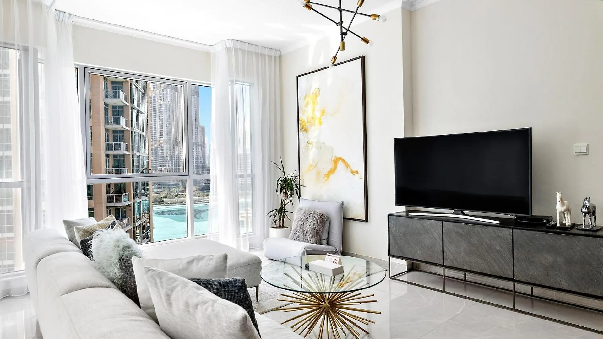Sophisticated 2Bdr-Burj Khalifa & Fountain View Lejlighed Dubai