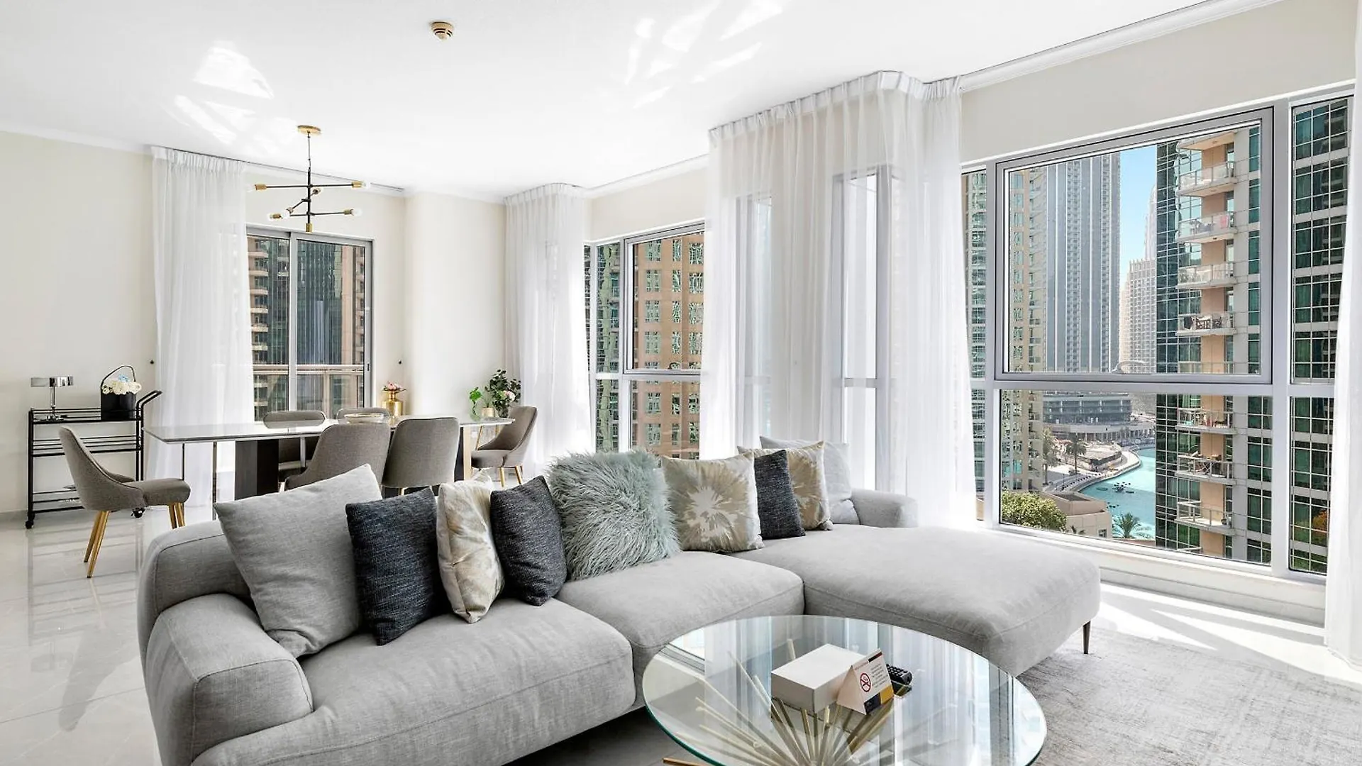 Sophisticated 2Bdr-Burj Khalifa & Fountain View Lejlighed Dubai